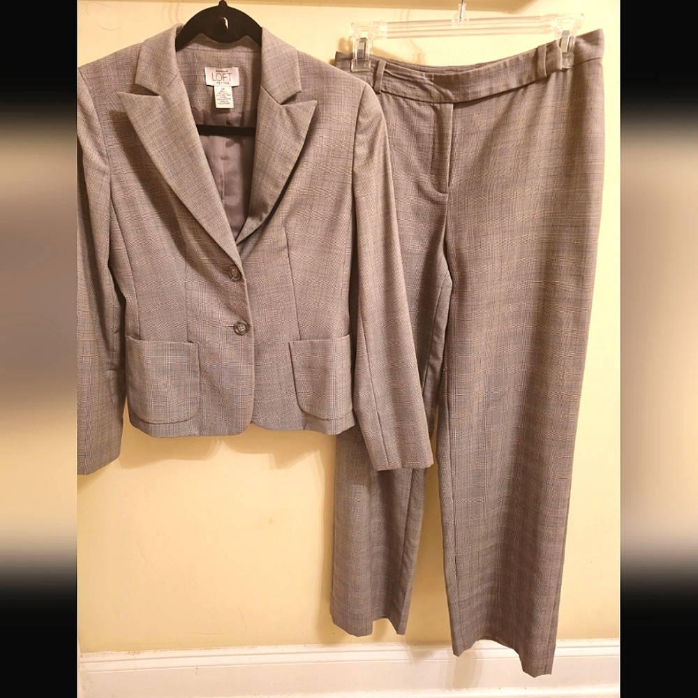 *FLAWS* Ann Taylor Loft Grey Wool-Blend Jacket & Pants Suit (2/2P)